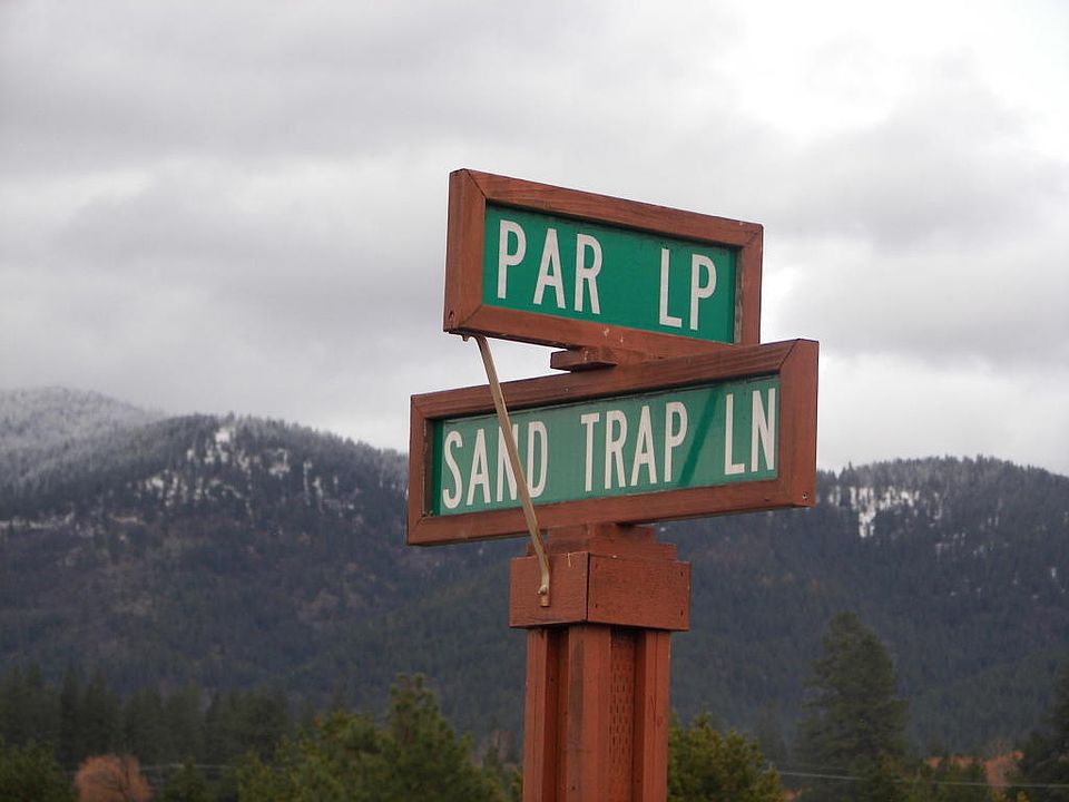 2nd image of 9 Sandtrap Ln