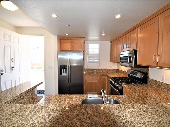 3rd image of 401 Crescent Ct #1-4408
