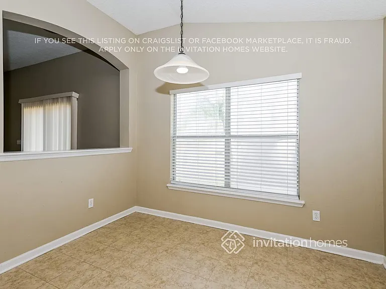9098 Gloucestershire Ct — Photo 8