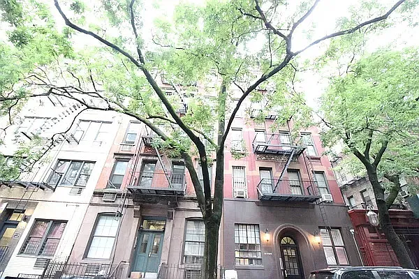 Rented by Luxor Homes & Investment Realty | media 19