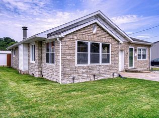 206 W John St, Fort Branch, IN 47648