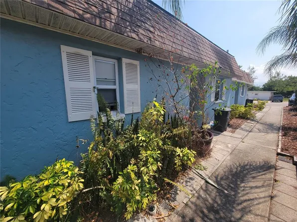 5707 Silver Spur Dr, Holiday, FL 34690