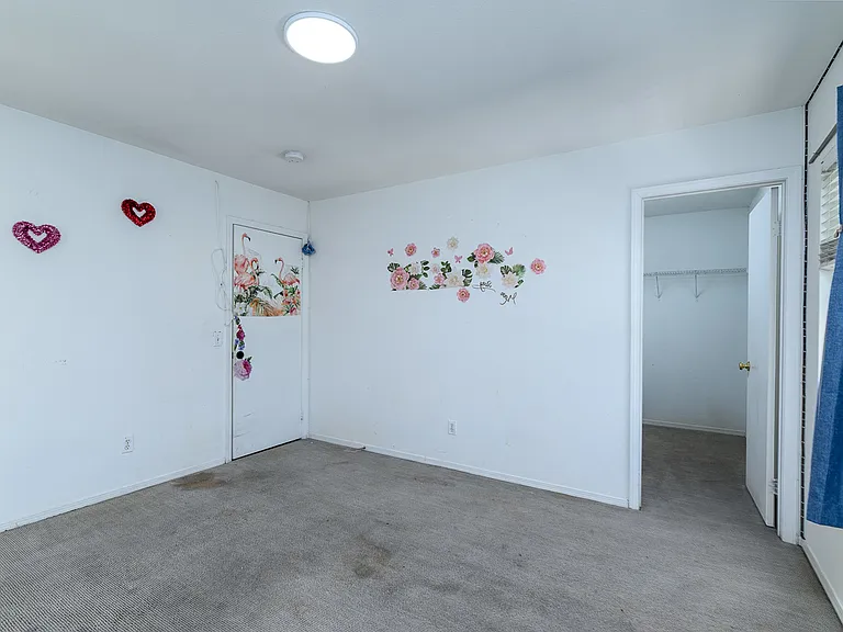 3061 Clapper St — Photo 15