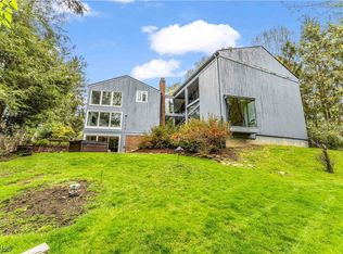 3237 Lander Rd, Pepper Pike, OH 44124