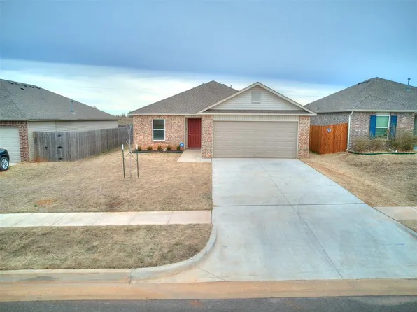 2228 Dillards Dr, Chickasha, OK 73018