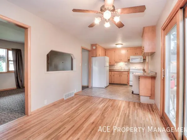 2717 Lawndale Dr, Rapid City, SD 57702