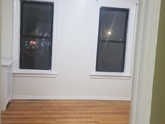 4th image of 2743 Bronxwood Ave APT 2