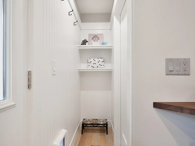 841 N 5th St — Photo 14