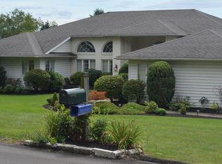 37 Kingswood Dr, Selinsgrove, PA 17870