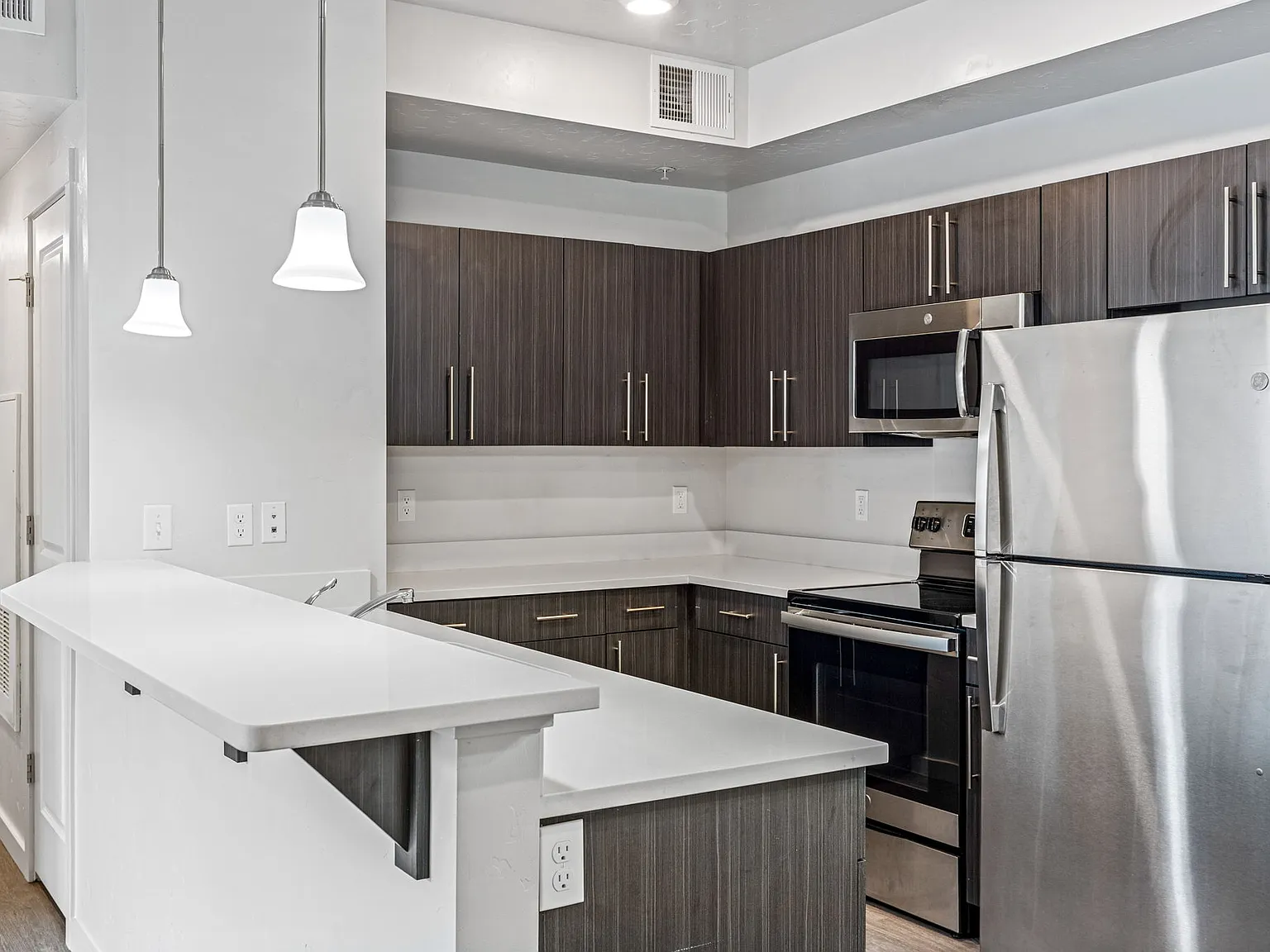 Quail Point Apartments — Photo 4