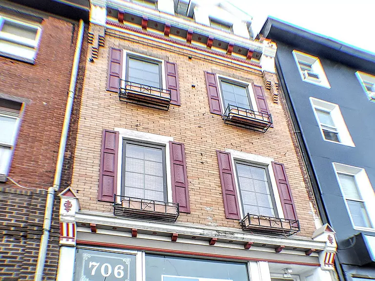 706 S 5th St #2 — Photo 2
