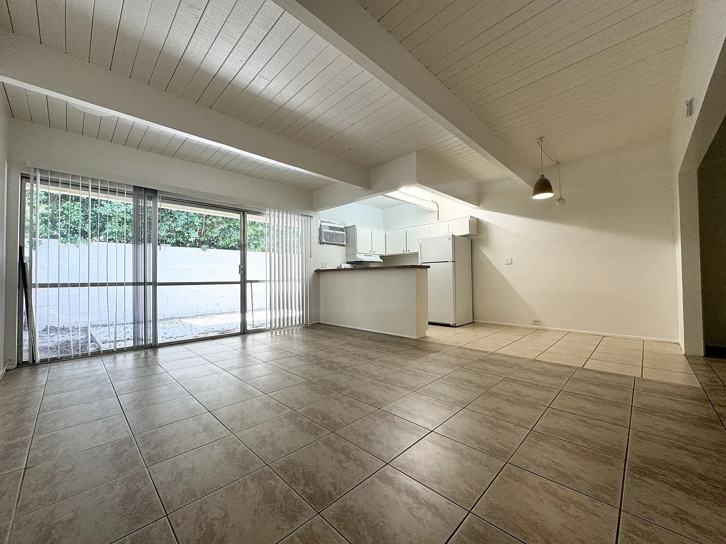 Available Now!! Studio / 1 Bath Apartment In Palm Springs! — Photo 2