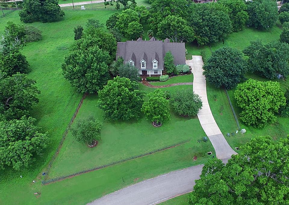1st image of 5211 Harris Woods Trce