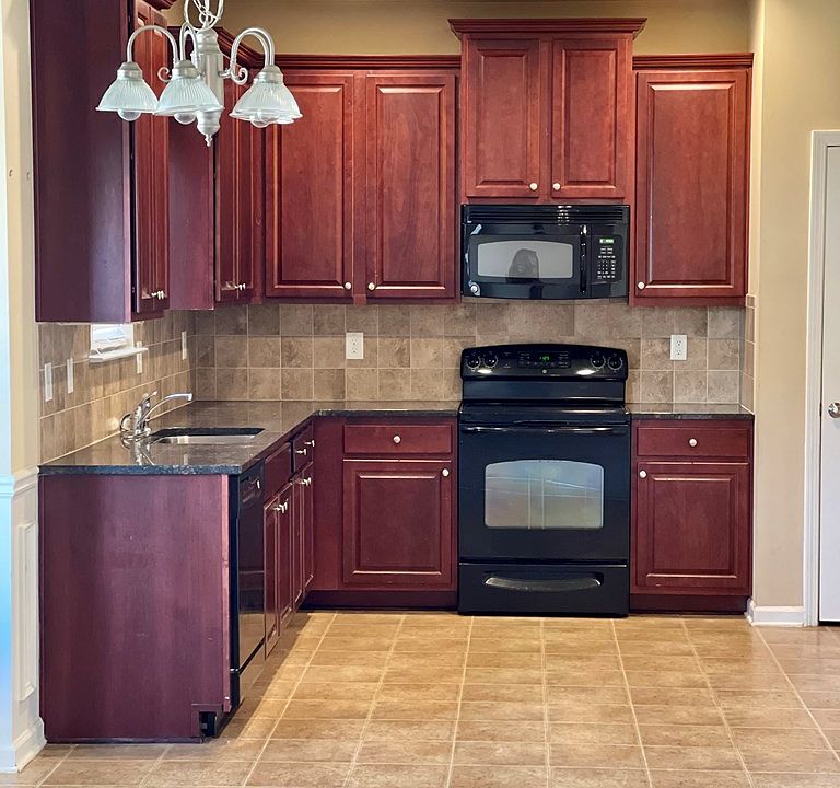 2nd image of 583 Village East Cir