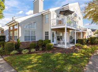 5056 Heathglen Cir, Virginia Beach, VA 23456