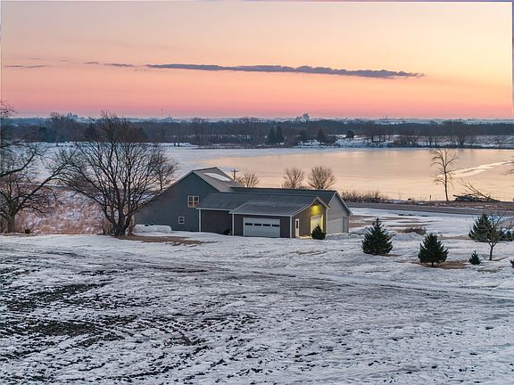 3rd image of 3569 Little Wall Lake Rd