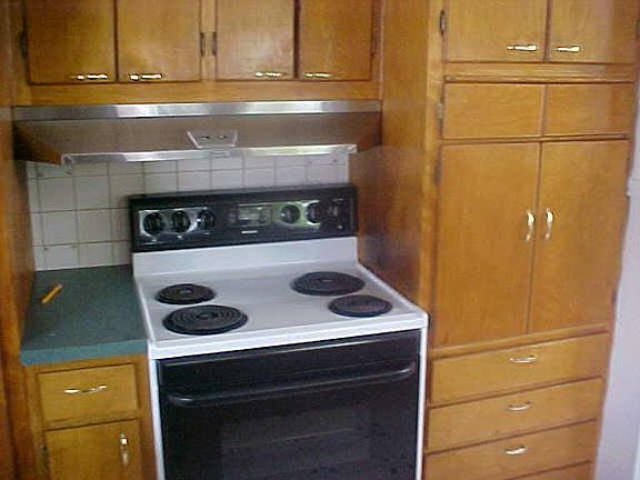 3rd image of 1227 E Norton Ave