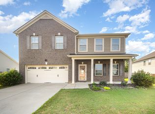 1305 Ivey Grove Ct, Fuquay Varina, NC 27526