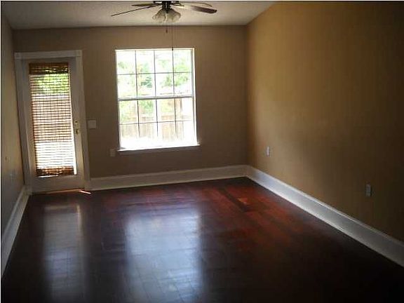 3rd image of 2498 Trailwood Dr #2498