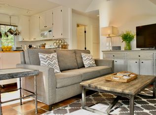 842 Hunt Ave, Saint Helena, CA 94574