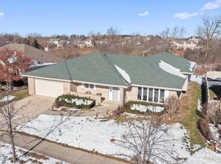 9410 Seton Pl, Orland Park, IL 60467