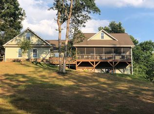 234 Pheasant Trl, Warne, NC 28909