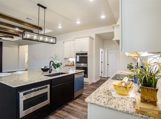 1010 Winchester Dr, Nolanville, TX 76559
