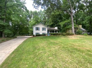 6166 Picketts Rdg NW, Acworth, GA 30101