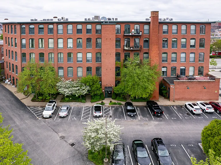 28 Bayley St #301 — Photo 16
