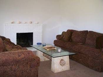 5th image of 464 Zaton Ave