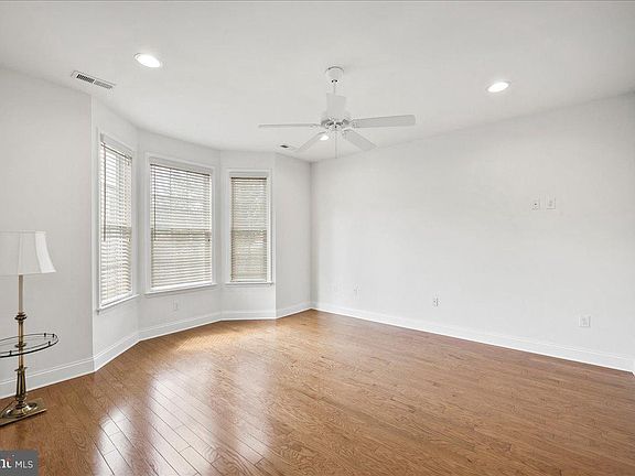 4th image of 2616 Pioneer Rd