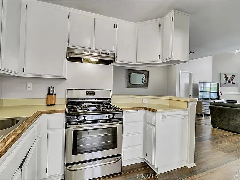 1200 Gaviota Ave #305 — Photo 20