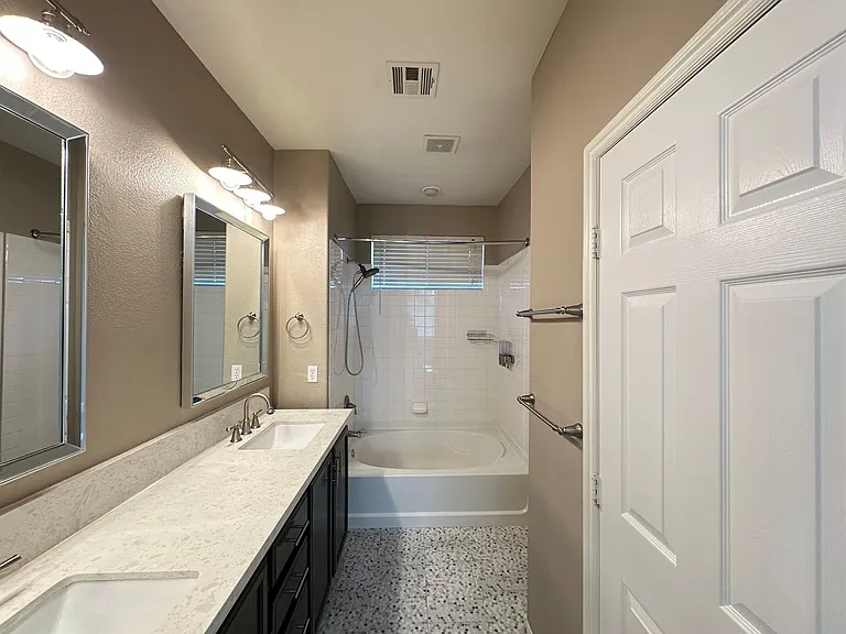 7536 French Springs St — Photo 11