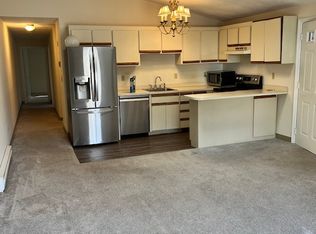70 Cape Dr APT 10D, Mashpee, MA 02649