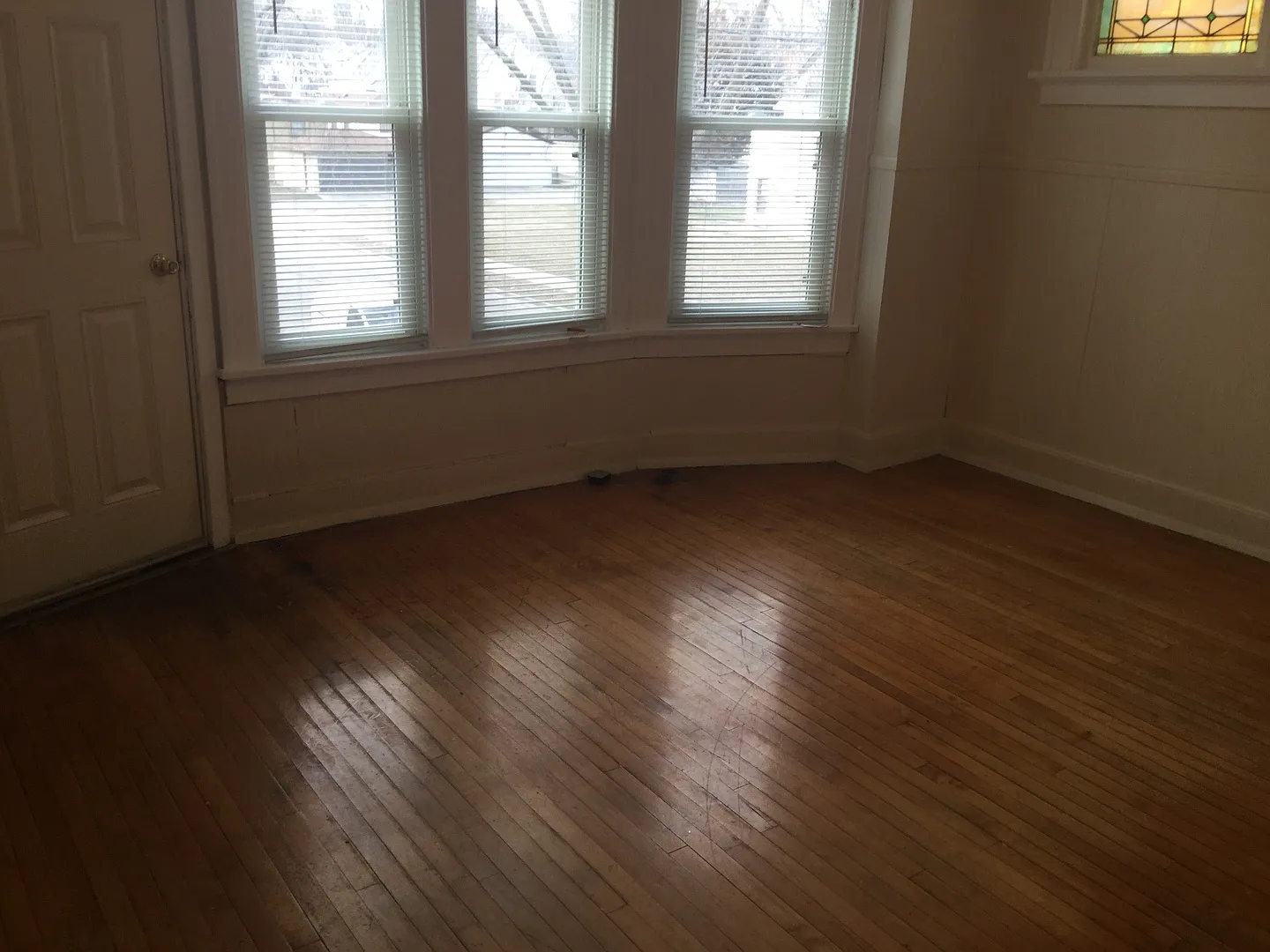 977-983 W Arthur Ave — Photo 1