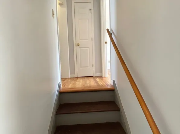 6 Chamberlain St, New Haven, CT 06512
