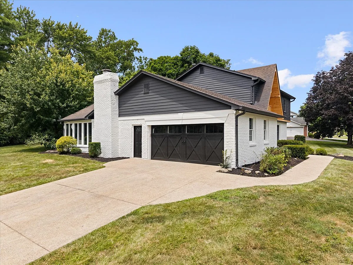 5 bed, 3558 sqft, $4,000 — Photo 3