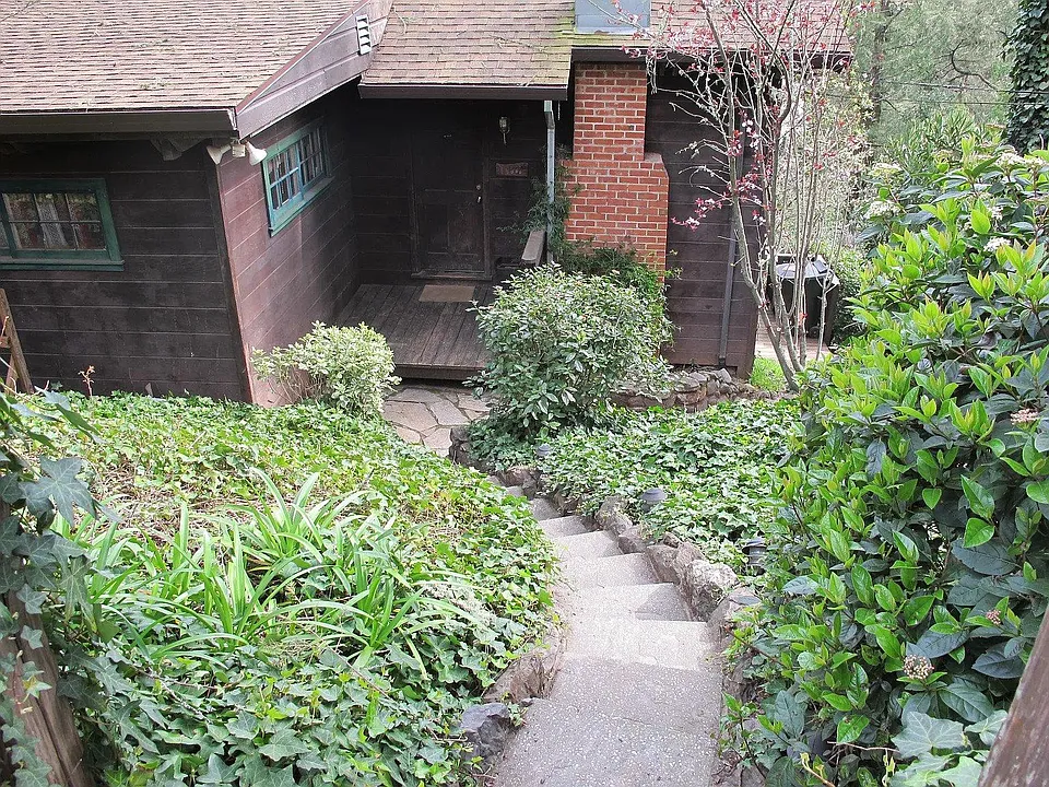 10525 Cozey Ct
