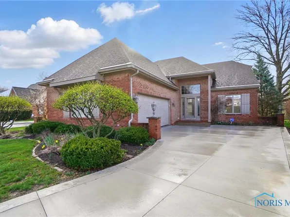 9466 Sheffield Rd, Perrysburg, OH 43551