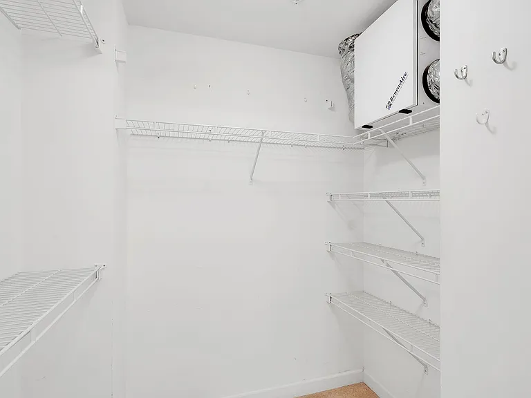 718 Trade St #806 — Photo 15