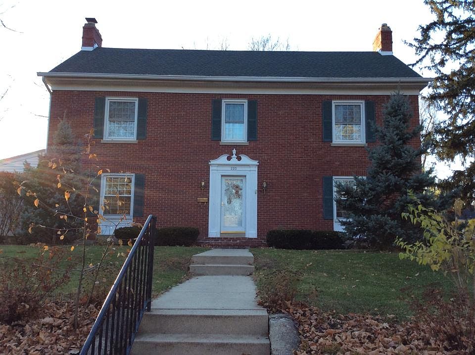1st image of 220 S 21st St