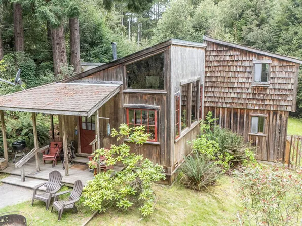29874 Navarro Ridge Rd, Albion, CA 95410