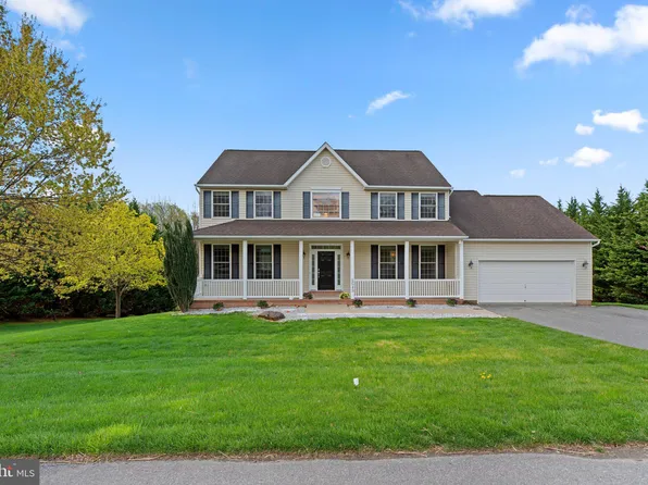 2543 Grace Lyn Dr, Westminster, MD 21157