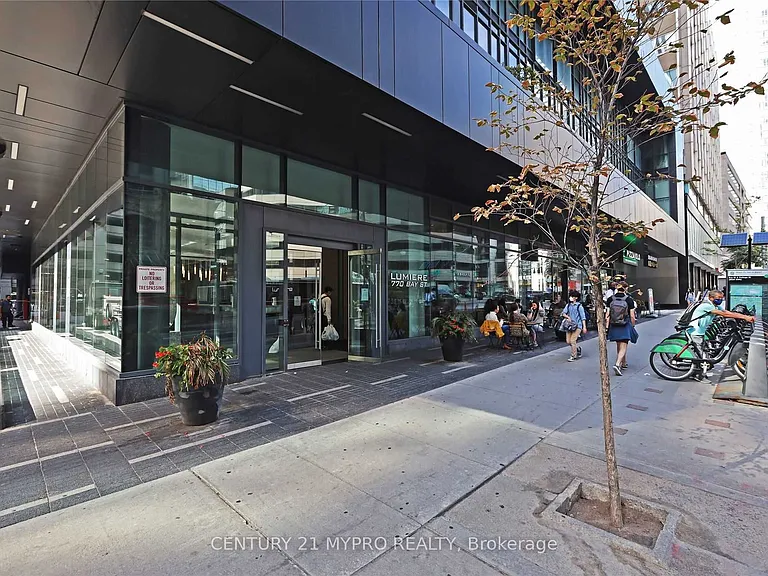 770 Bay St #2607 — Photo 16