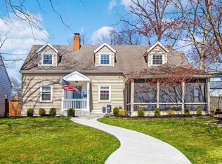 196 W Schreyer Pl, Columbus, OH 43214