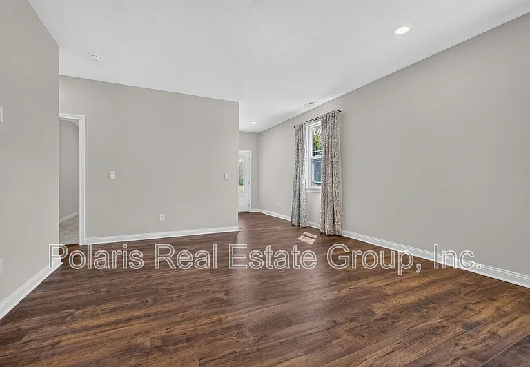 9073 Lieven St — Photo 7