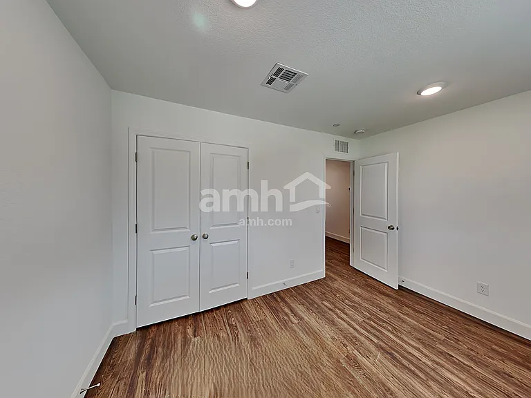 3345 Blodwen St — Photo 16