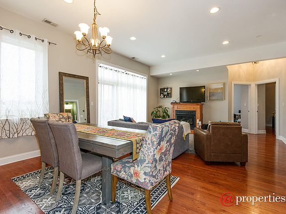 Living Room / Dining Room