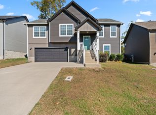 1193 Belvoir Ln, Clarksville, TN 37040