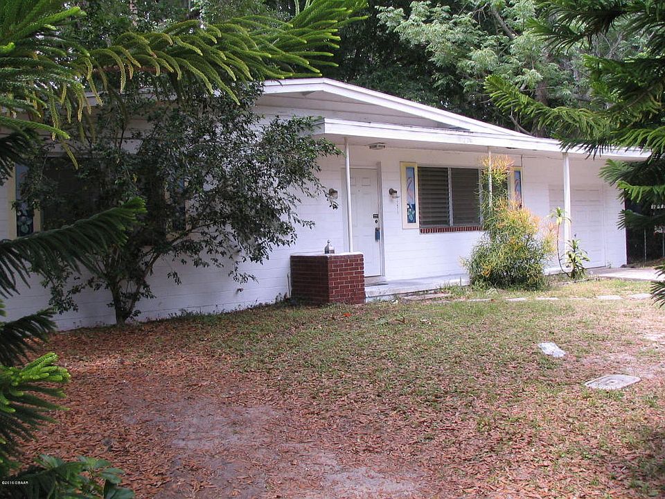 2nd image of 120 Baywood Dr